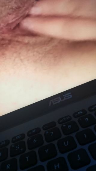 Walenie do filmu żony w jej majtkach