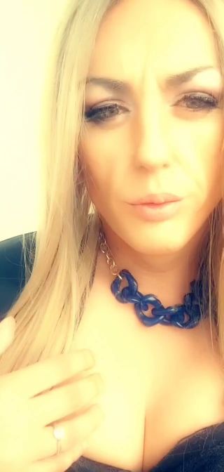 Snapchat-2046899205.mp4