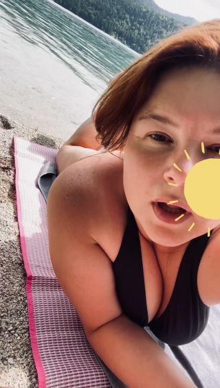 65820B3A-5912-4984-A6B7-39D1800CA3A6.mov