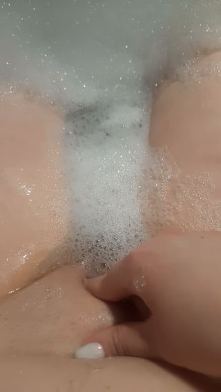 20240417_205036.mp4