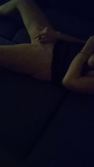 VID_20241128_230327.mp4