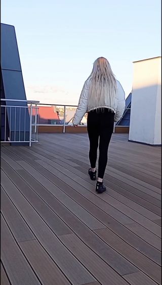 1000049870.mp4