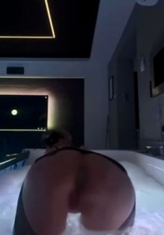 🛁🫧