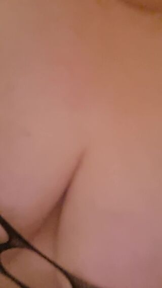 9f9b52e3-edf0-4a07-a701-3a30de6105ec-1_all_2925.mp4
